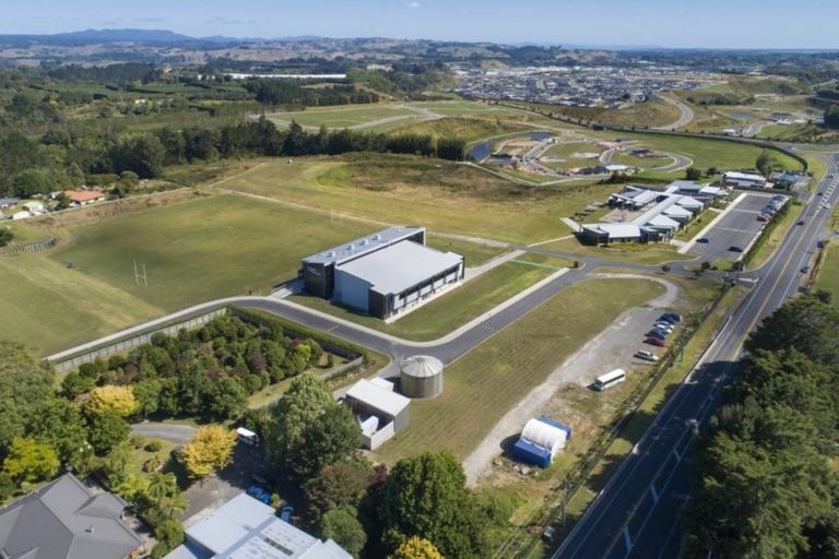 Photo of property in 211 Te Ranga Memorial Drive, Pyes Pa, Tauranga, 3112