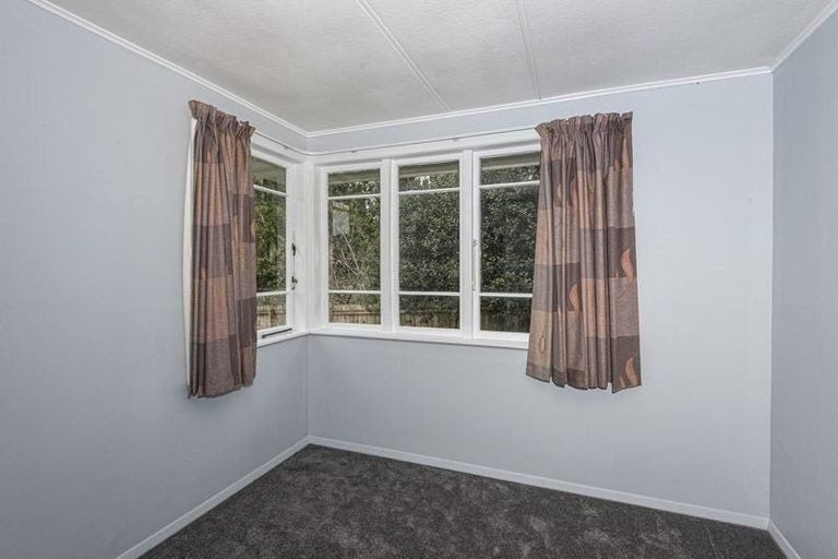Photo of property in 6 Tawa Place, Otangarei, Whangarei, 0112