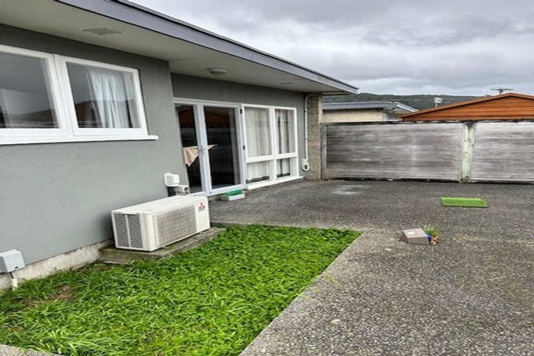 Photo of property in 6/110 Martin Street, Wallaceville, Upper Hutt, 5018