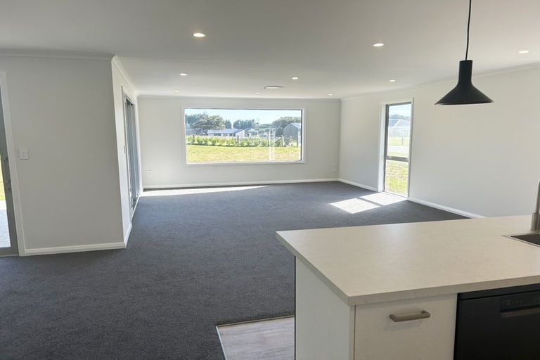Photo of property in 92 Blairlogie Close, Otatara, Invercargill, 9879