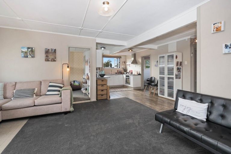 Photo of property in 10 Rangiora Street, Mangakino, 3421