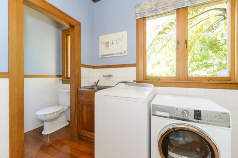 Photo of property in 217 Fitzherbert Avenue, West End, Palmerston North, 4410