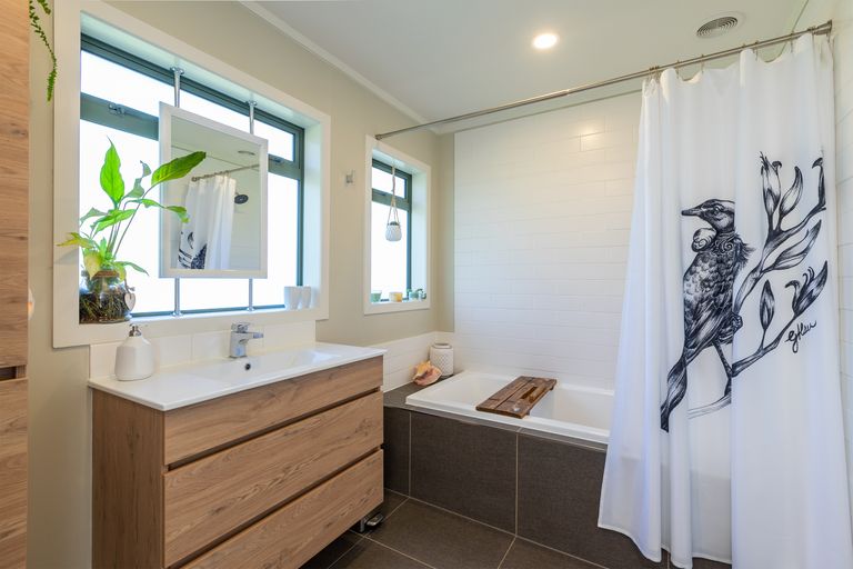 Photo of property in 137 Worthington Road, Wellsford, 0974