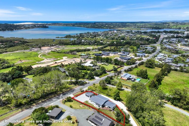 Photo of property in 59a Old Waipu Road, Mangawhai, 0505
