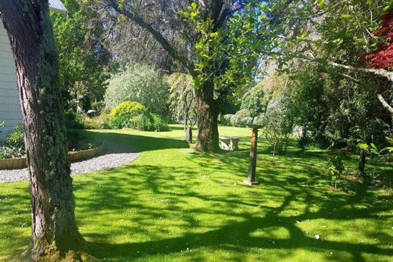 Photo of property in 1971 Moutere Highway, Upper Moutere, 7175