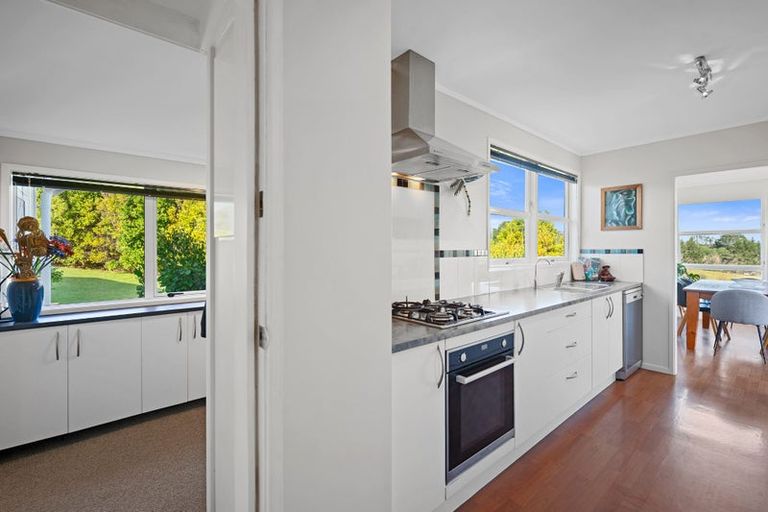 Photo of property in 70 Wishart Road, Helensville, 0800
