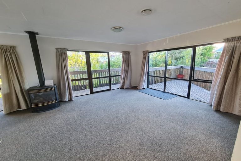 Photo of property in 8b Wharepaina Crescent, Springfield, Rotorua, 3015