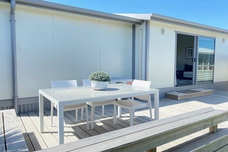 Photo of property in 3 Kingsbridge Drive, Burwood, Christchurch, 8083