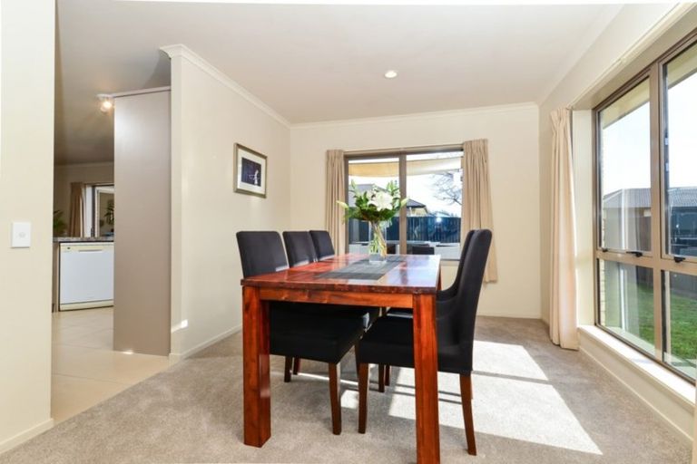 Photo of property in 107 Barrington Drive, Huntington, Hamilton, 3210