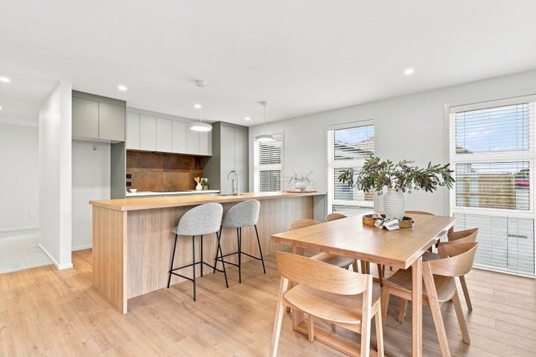 Photo of property in 13a Jackson Street, College Estate, Wanganui, 4500