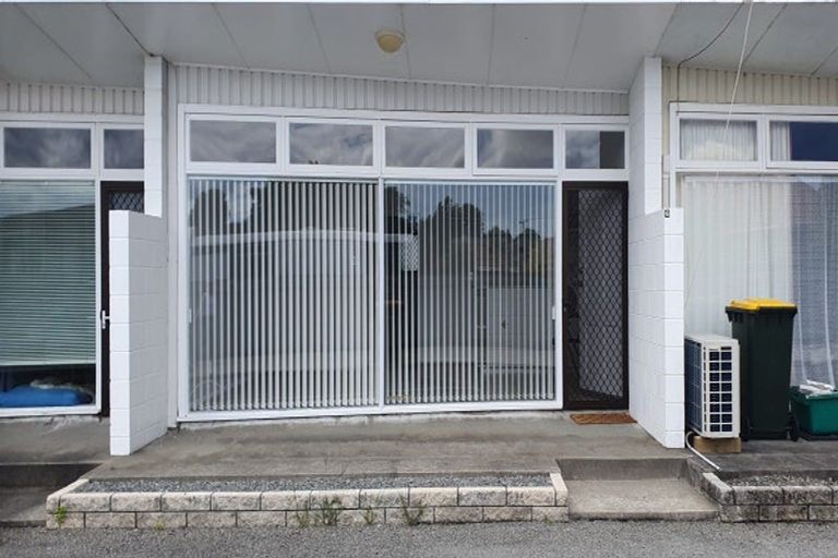 Photo of property in 72f Queen Street West, Levin, 5510