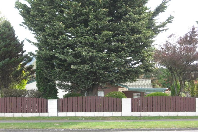 Photo of property in 317 Malfroy Road, Pomare, Rotorua, 3015