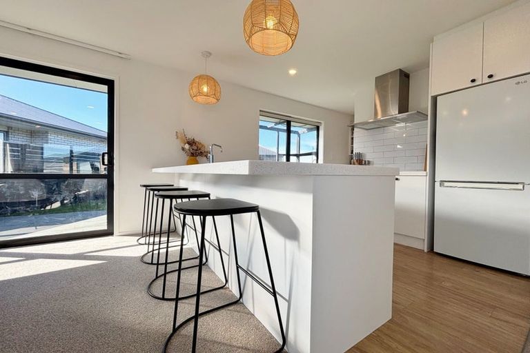Photo of property in 4 Thomas Ellis Lane, Halswell, Christchurch, 8025