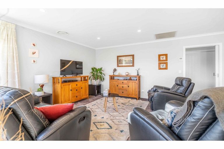 Photo of property in 11 Walker Place, Alexandra, 9320