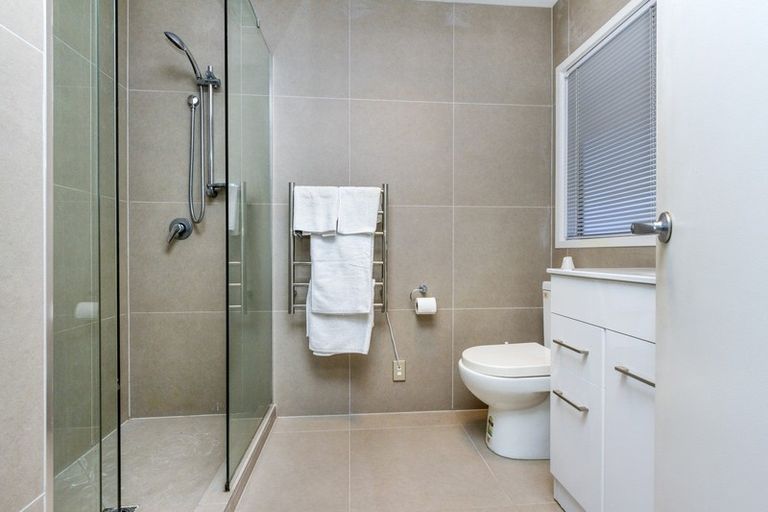 Photo of property in 1/56 Stredwick Drive, Torbay, Auckland, 0630