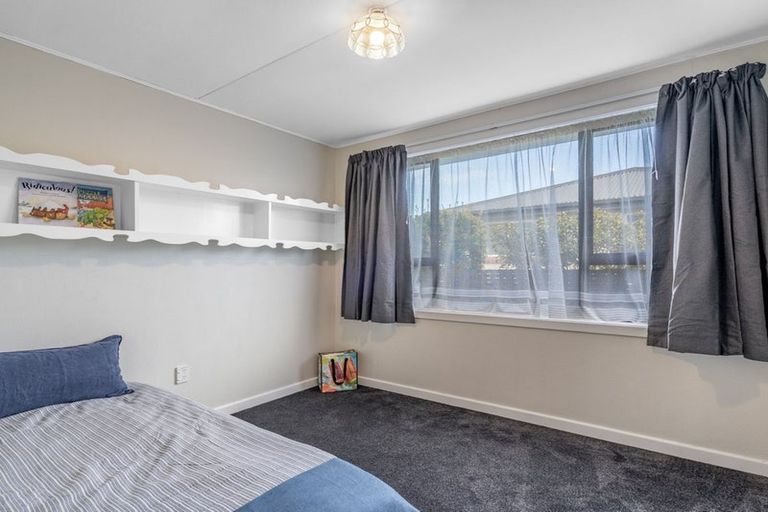 Photo of property in 74 Helmsdale Street, Waverley, Invercargill, 9810