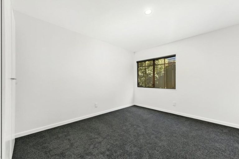 Photo of property in 23 Molyneux Close, Whitby, Porirua, 5024