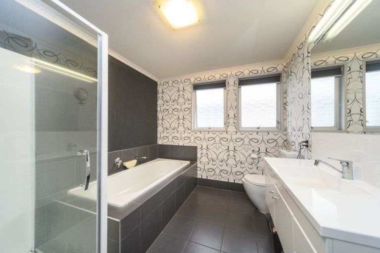 Photo of property in 45 Maxwells Line, Awapuni, Palmerston North, 4412