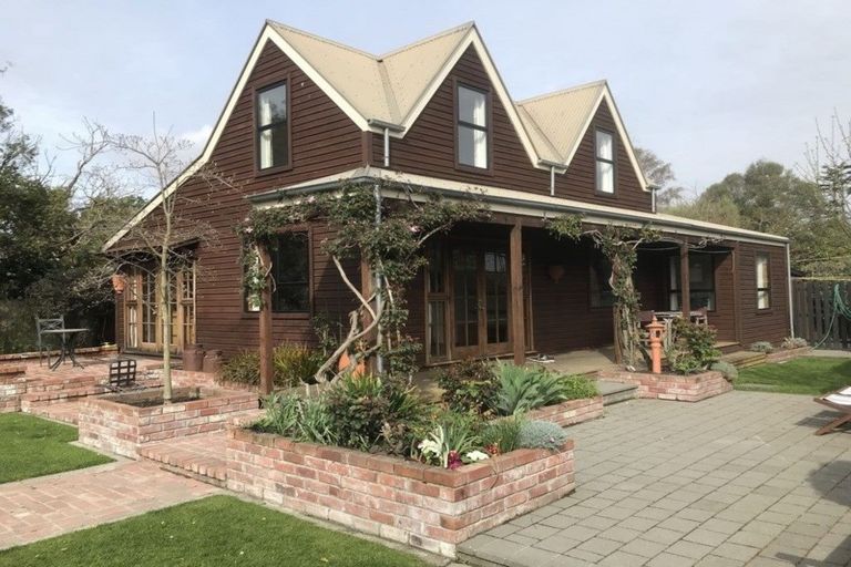 Photo of property in 23 Courtenay Street, St Albans, Christchurch, 8014