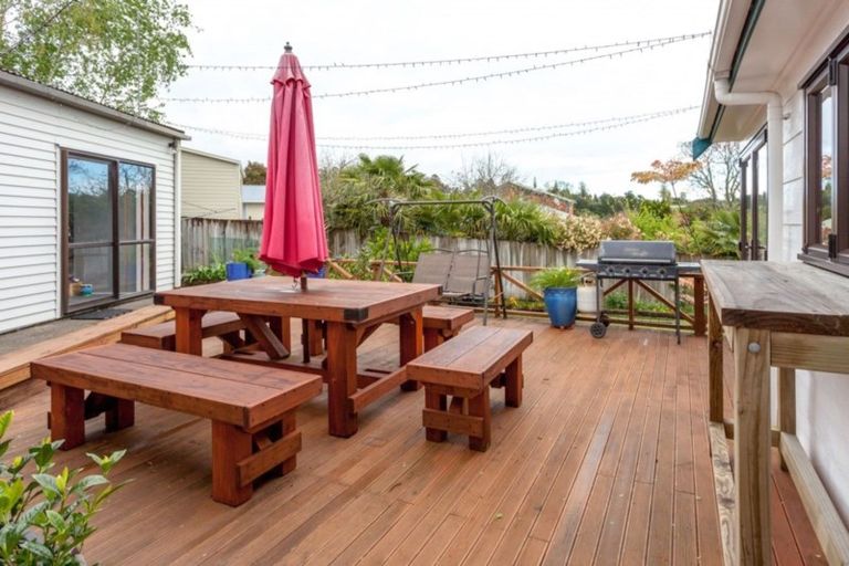 Photo of property in 10 Keepa Avenue, Paeroa, 3600