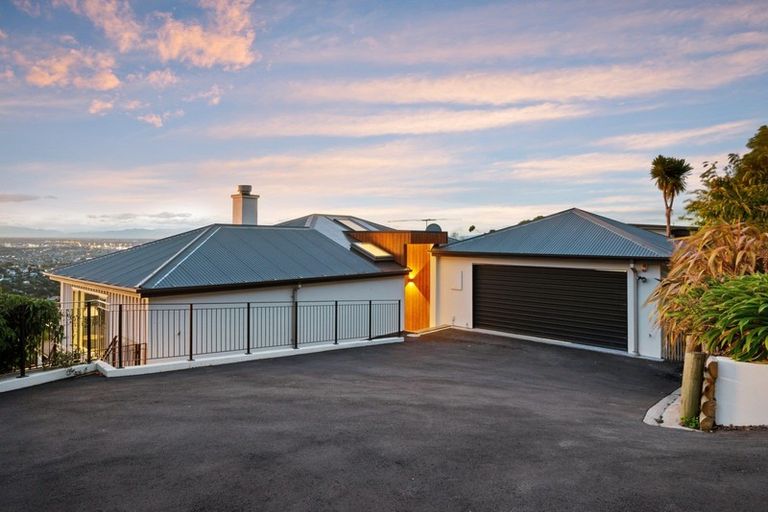 Photo of property in 4 Yelverton Place, Huntsbury, Christchurch, 8022