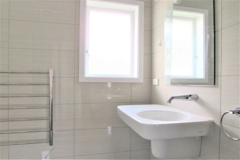 Photo of property in 176 Major Drive, Kelson, Lower Hutt, 5010