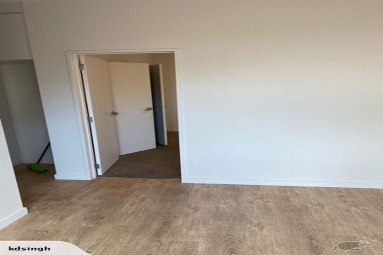 Photo of property in 27 Drumbuoy Drive, Flat Bush, Auckland, 2019