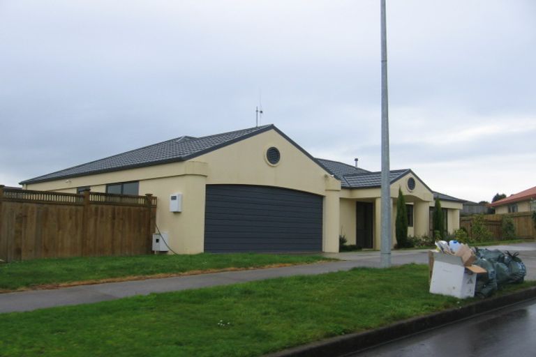 Photo of property in 5 Logan Views, Kelvin Grove, Palmerston North, 4414