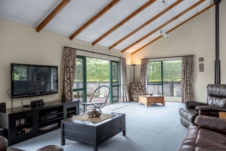 Photo of property in 34-36 Lyon Street, Featherston, 5710