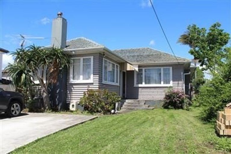 Photo of property in 5 Maxwell Avenue, Papatoetoe, Auckland, 2025