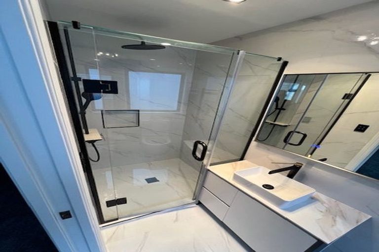 Photo of property in 30 Black Shed Road, Flat Bush, Auckland, 2019