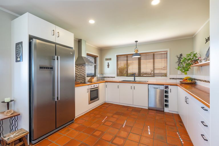 Photo of property in 137 Worthington Road, Wellsford, 0974