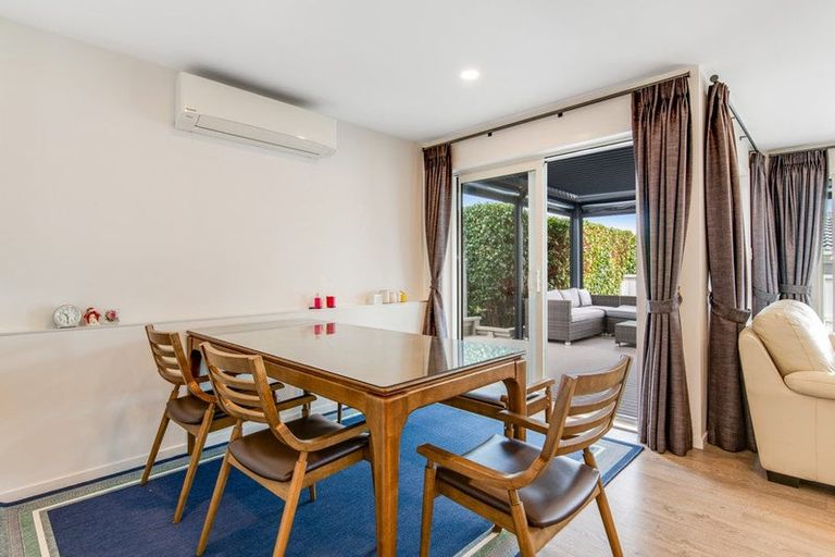 Photo of property in 23a Wylie Avenue, Sunnynook, Auckland, 0620