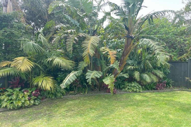 Photo of property in 2/28 Bayswater Avenue, Bayswater, Auckland, 0622