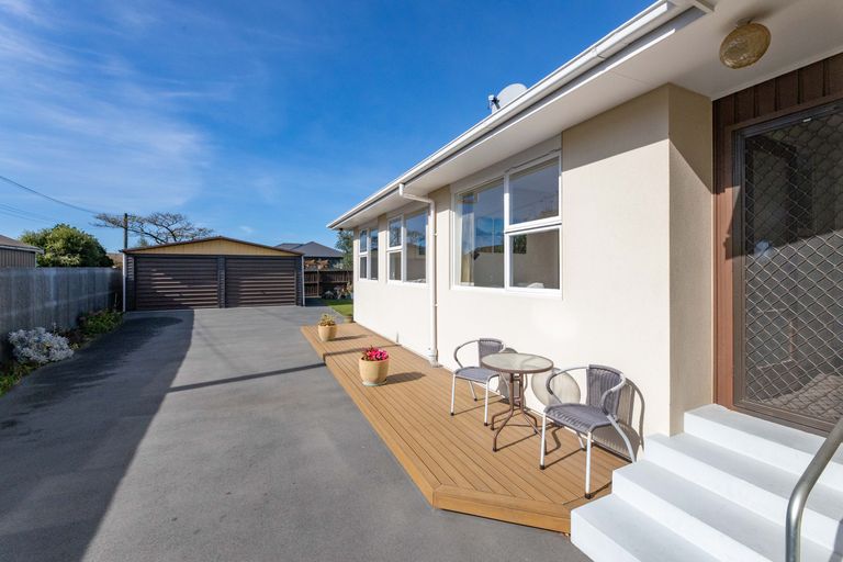 Photo of property in 174 Bower Avenue, New Brighton, Christchurch, 8083