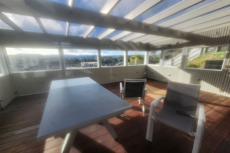 Photo of property in 12 Kahurangi Heights, Aotea, Porirua, 5024