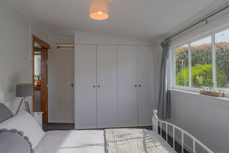 Photo of property in 1 Belfield Street, Waimataitai, Timaru, 7910