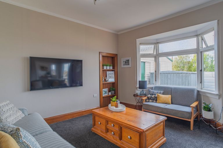 Photo of property in 1 Belfield Street, Waimataitai, Timaru, 7910