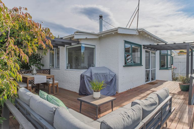 Photo of property in 1 Belfield Street, Waimataitai, Timaru, 7910