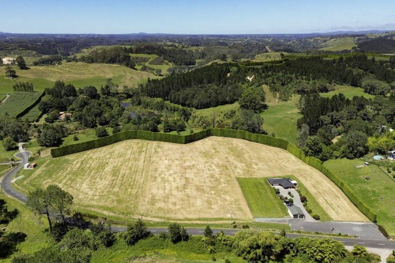 Photo of property in 100 Tebbutt Road, Lower Kaimai, Tauranga, 3171
