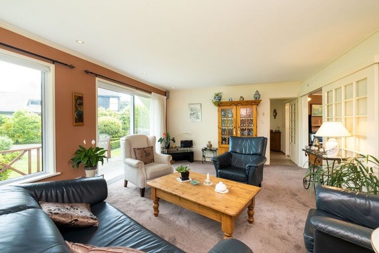 Photo of property in 42 Iona Road, Havelock North, 4130