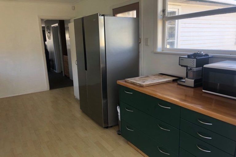 Photo of property in 25 Burden Avenue, Wainuiomata, Lower Hutt, 5014