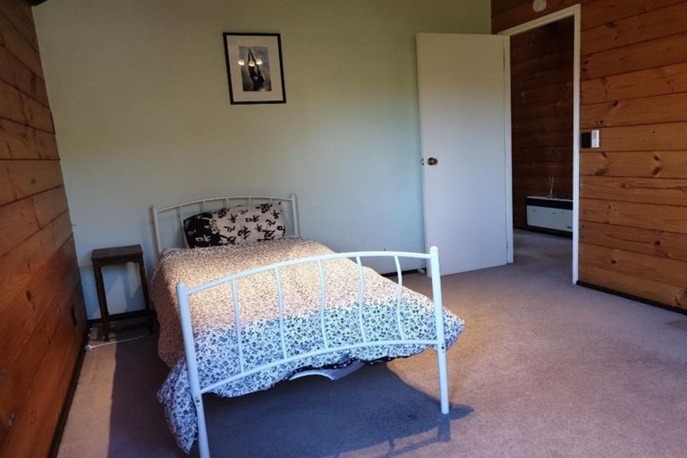 Photo of property in 10a Sydenham Street, Northland, Wellington, 6012