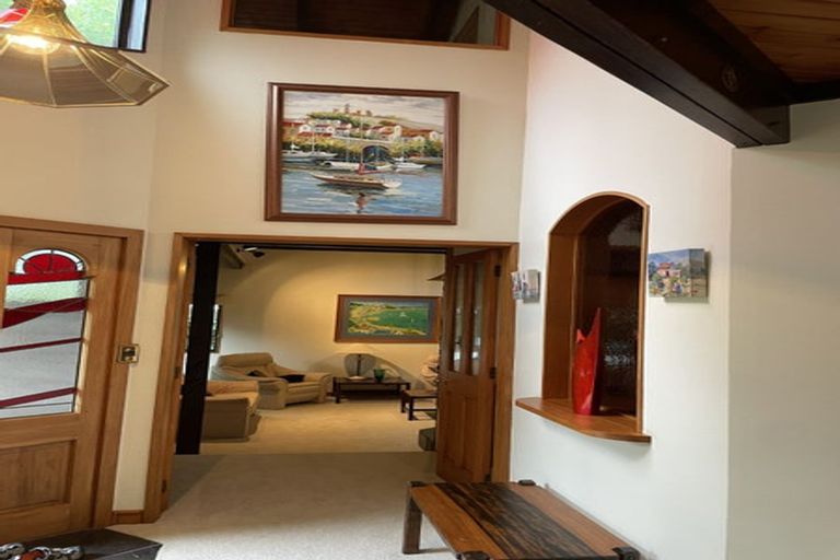 Photo of property in 426a Karori Road, Karori, Wellington, 6012