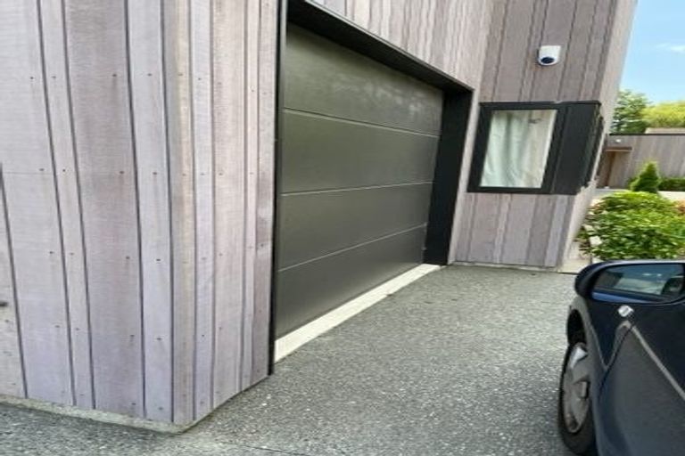 Photo of property in 60b Creyke Road, Ilam, Christchurch, 8041