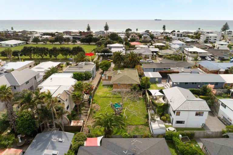 Photo of property in 46 Orkney Road, Mount Maunganui, 3116