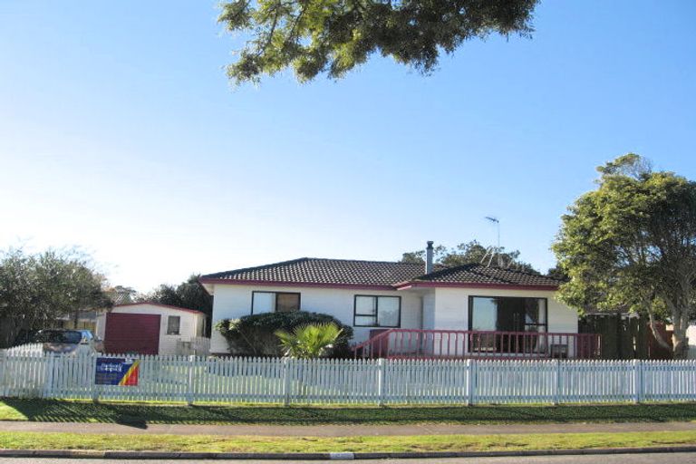 Photo of property in 22 Volante Avenue, Wattle Downs, Auckland, 2103