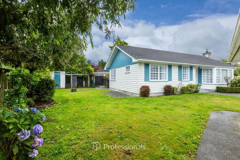 Photo of property in 35 Mountbatten Grove, Clouston Park, Upper Hutt, 5018