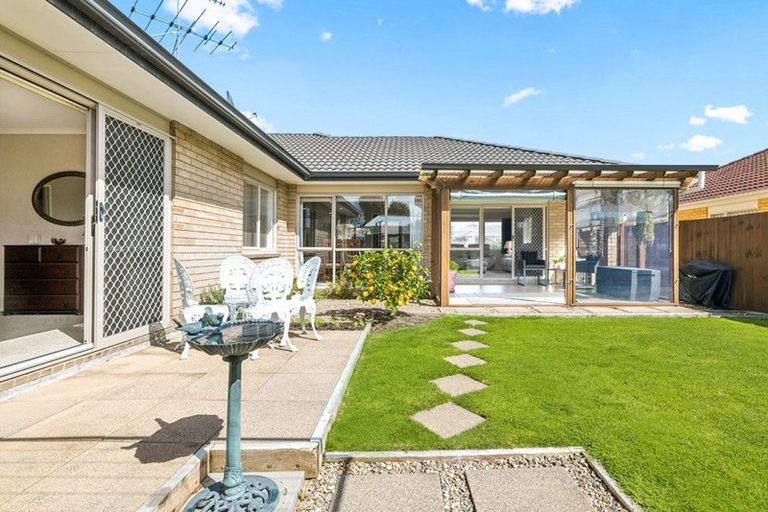 Photo of property in 3 Ranchod Terrace, Pukekohe, 2120