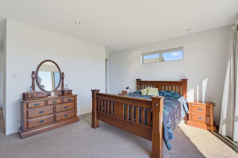 Photo of property in 22 Aquila Drive, Whitianga, 3510